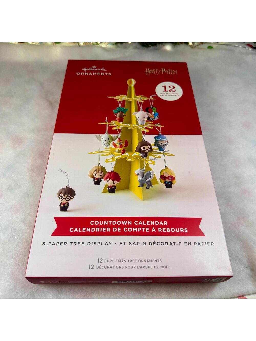 Harry Potter Hallmark Countdown Calendar and Tree Display w/ 12 Mini Ornaments